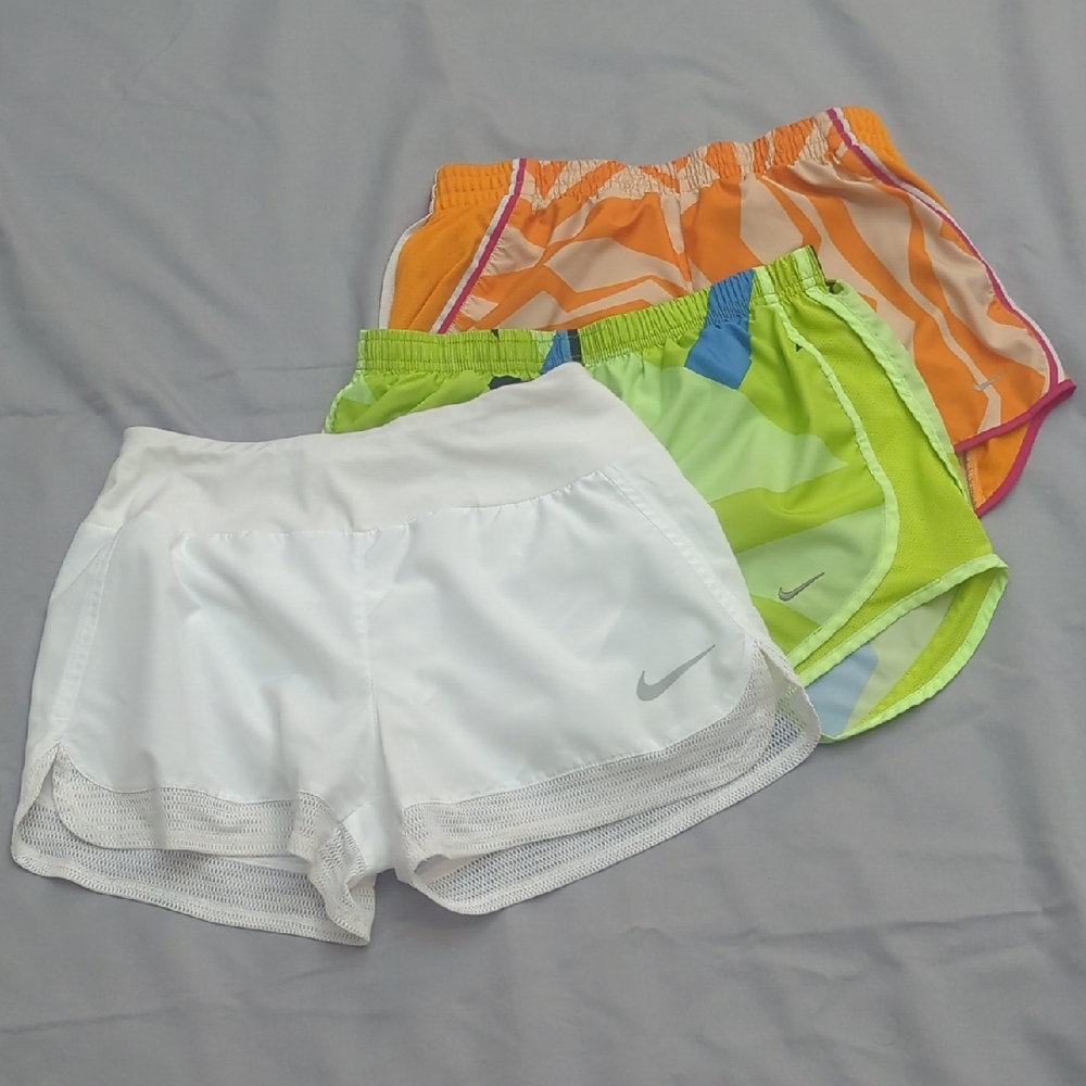 Nike Dry Fit Women's Running Shorts Small Trio